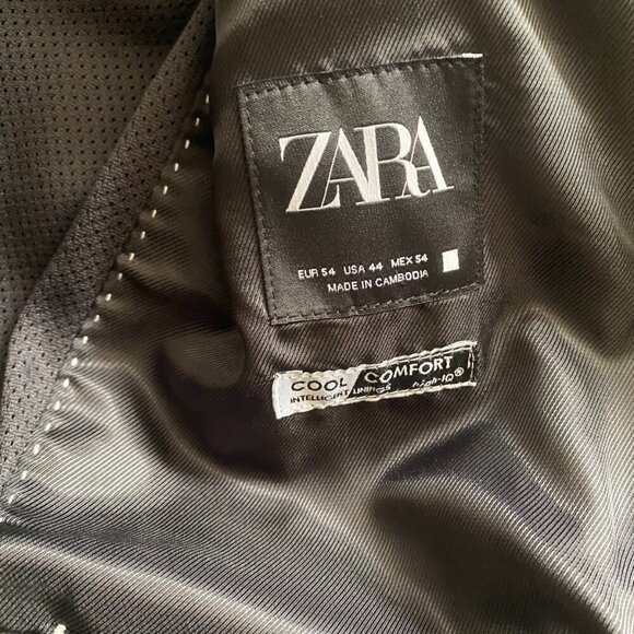 Zara Traveler Black Blazer (Size 44) – Easy Care & Bistretch Comfort - Picture 7 of 8